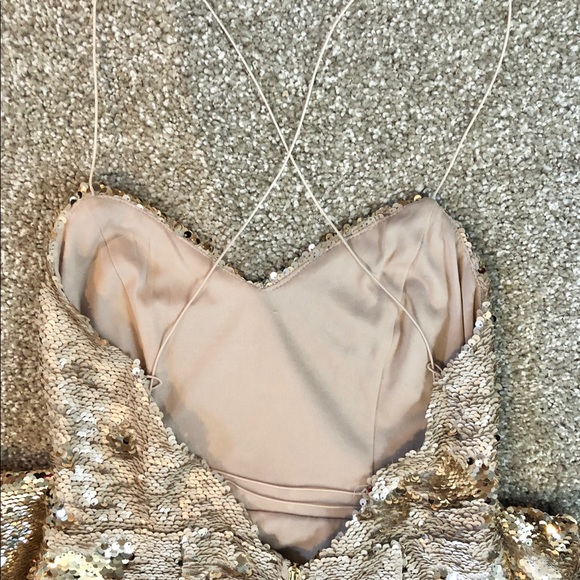 ASTR The Label Francesca Sequin Dress Size XS - Picture 7 of 9